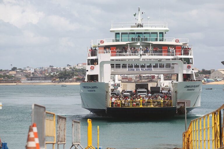 Bahia define empresa para novo ferry e prepara maior embarcação da história para travessia Salvador–Itaparica