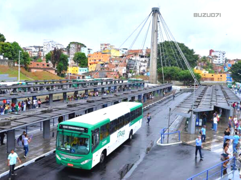 Após mudanças em dezembro, ônibus voltam a pontos de origem na Estação da Lapa