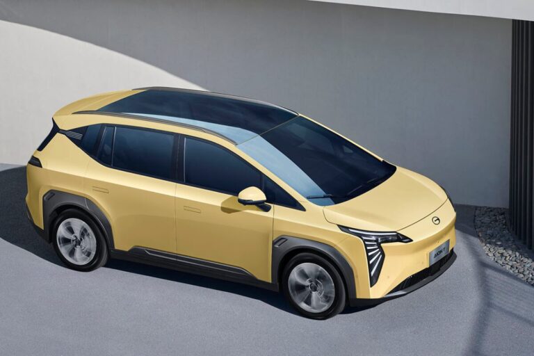 Montadora chinesa GAC anuncia investimento bilionário e novos carros no Brasil