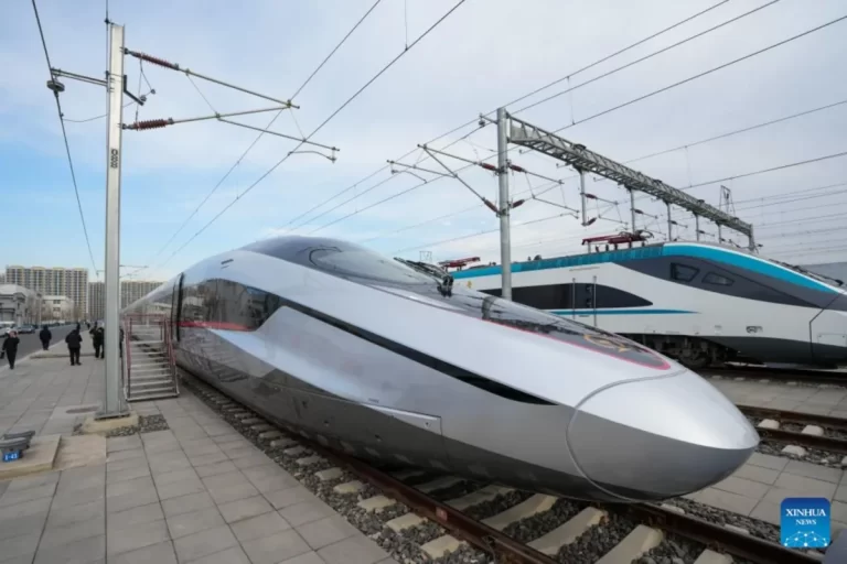 China testa novo trem-bala mais rápido do mundo