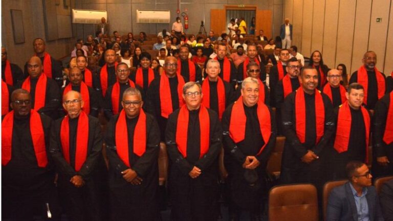 Agentes de trânsito de Salvador são homenageados na Assembleia Legislativa