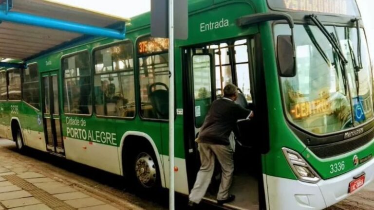 Porto Alegre terá passe livre no Dia D da vacinação contra a gripe