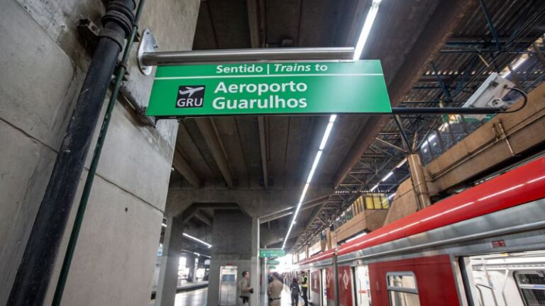 Governo de SP assina contrato de concessão das linhas 11, 12 e 13 da CPTM