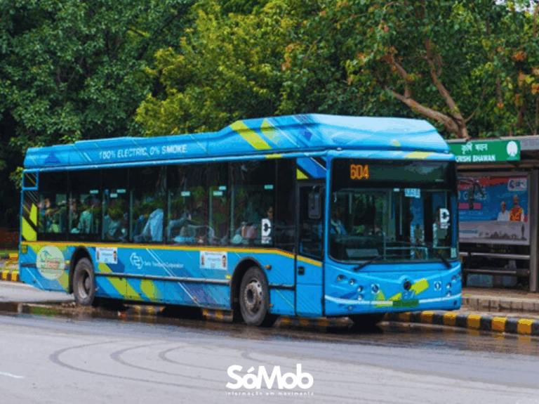 O que a revolução dos ônibus elétricos na Índia pode ensinar a cidades como Salvador?