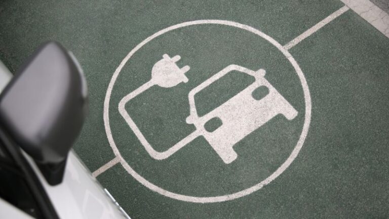 VP global da BYD alerta: guerra de preços no setor elétrico é insustentável