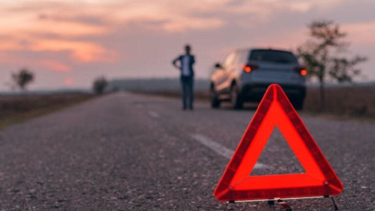 Uso correto do triângulo de sinalização pode evitar acidentes nas estradas