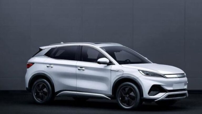 Carro elétrico ou a combustão? Comparação mostra qual garante maior economia