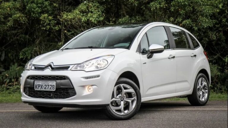 Carros automáticos usados até R$ 40 mil: conforto acessível para quem quer fugir da embreagem