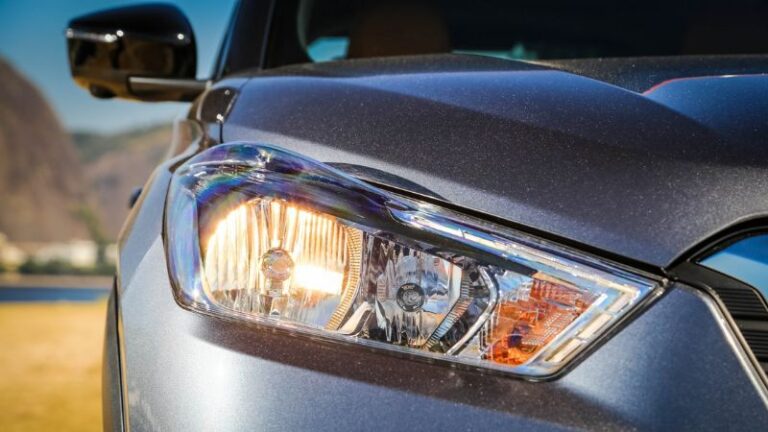 Nova Lei do Farol reforça segurança nas rodovias brasileiras com uso obrigatório de luz baixa