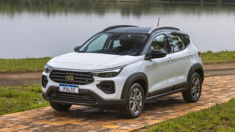 Montadoras oferecem descontos de até R$ 100 mil em SUVs e outros modelos para impulsionar vendas