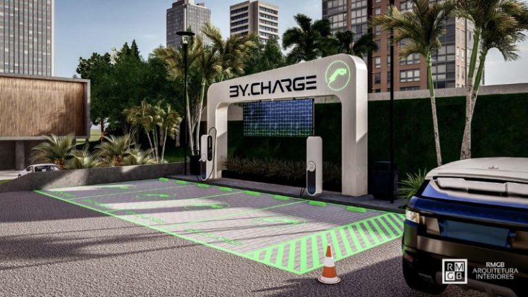 Brasil inaugura primeiro anel viário de eletropostos para carros elétricos no Sul