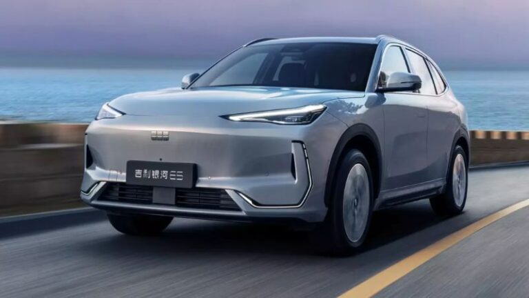 Geely EX5 estreia no Brasil por R$ 195.800 e mira concorrência direta com SUVs elétricos da BYD