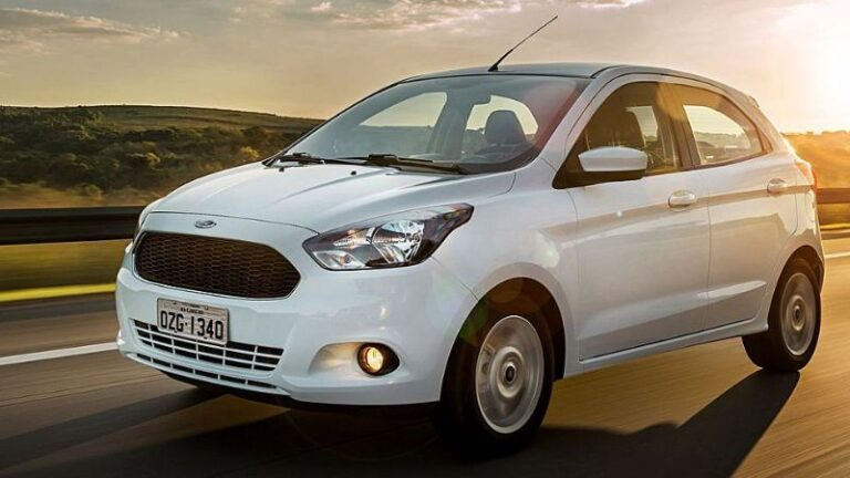 Seguro de carro fica mais barato: modelos populares registram queda de até 12,5%