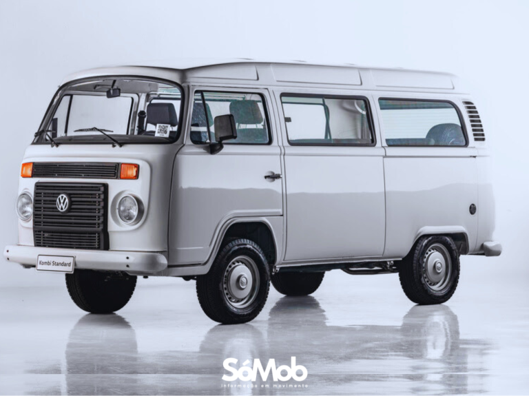 Kombi completa 68 anos da primeira unidade produzida no Brasil