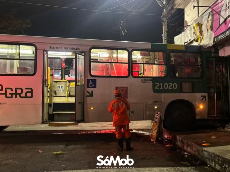 Acidente com ônibus expõe envelhecimento da frota do sistema Integra em Salvador