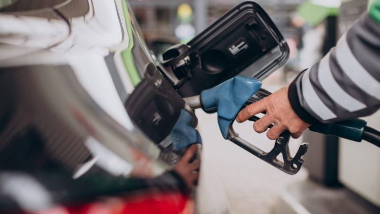 Gasolina adulterada: o inimigo silencioso que pode destruir seu carro