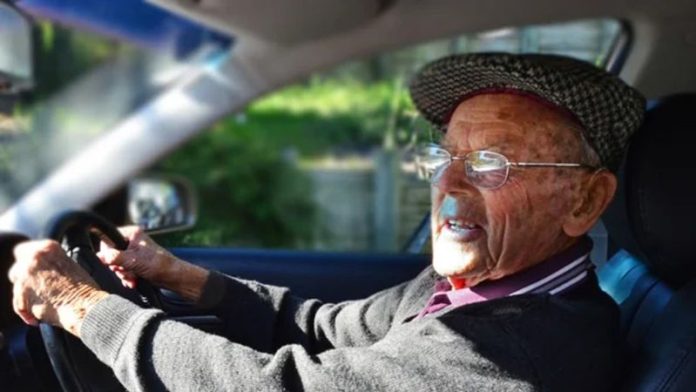 máscara por escrito Lara (17)