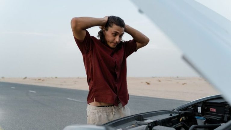 Carro demorando para pegar? Veja os 4 principais vilões, da bateria à bomba de combustível