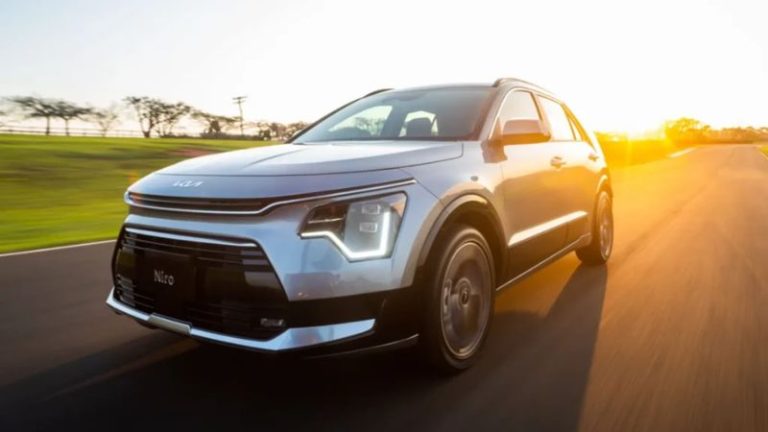 Kia Niro 2026 estreia no Brasil com bônus de R$ 20 mil nas duas versões
