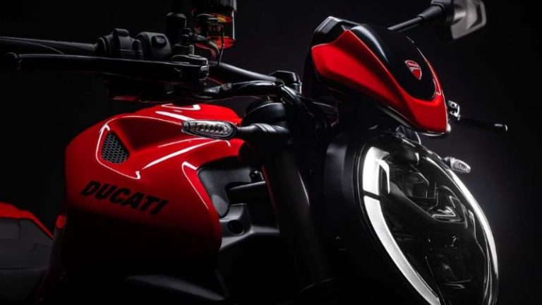 Ducati Monster 2026 estreia com novo motor V-Twin de 890cc e mais tecnologia