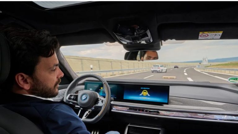 GM anuncia direção autônoma “hands off, eyes off” com estreia prevista para 2028