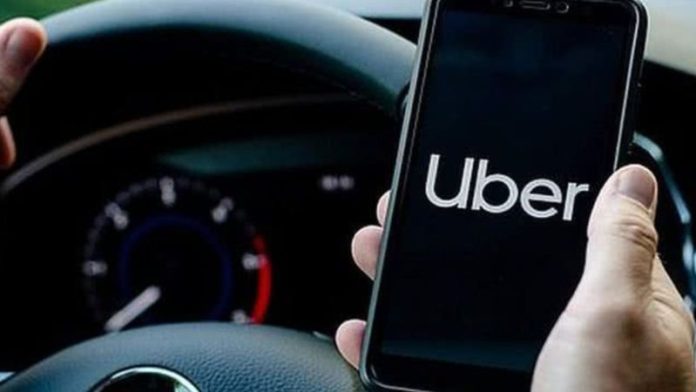 máscara por escrito Lara (39)