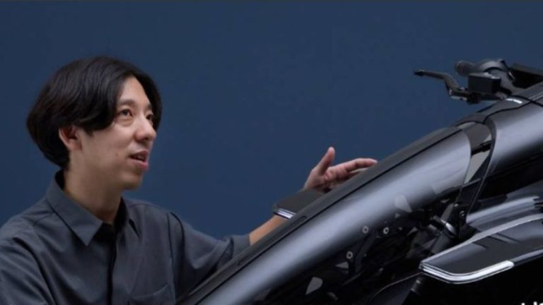 Honda revela EV Outlier Concept: moto elétrica com motor nas duas rodas e visual de 2030