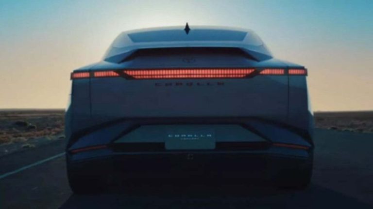 Toyota revela conceito do Corolla elétrico com visual futurista e motorização 100% limpa