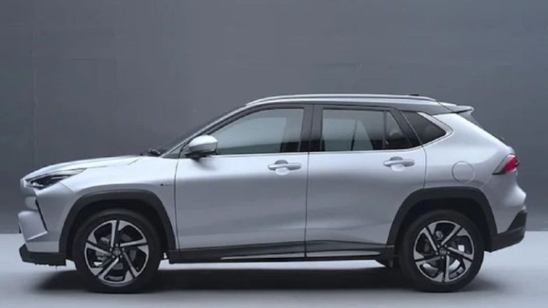 Toyota Yaris Cross híbrido promete até 30 km/l e pode redefinir o segmento de SUVs compactos no Brasil
