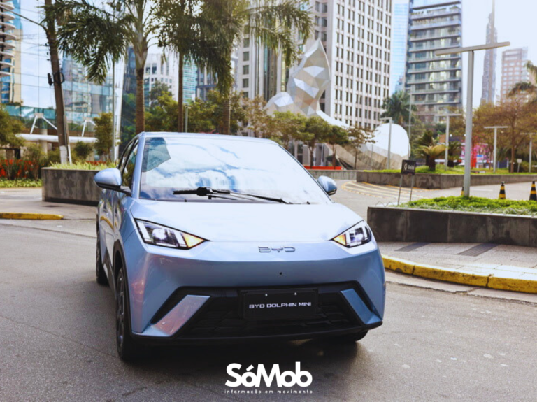 BYD alcança 100 mil carros elétricos emplacados e consolida liderança na eletromobilidade brasileira