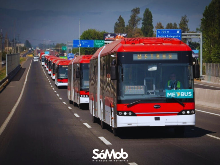 Com 94 novos ônibus elétricos, Santiago se destaca entre as cidades mais sustentáveis do mundo