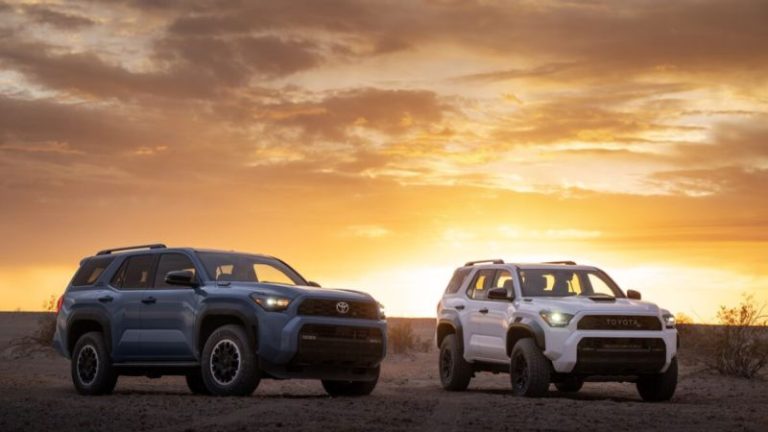 Toyota 4Runner 2026 estreia nos EUA com motor híbrido de 326 cv e versões Trailhunter e Platinum