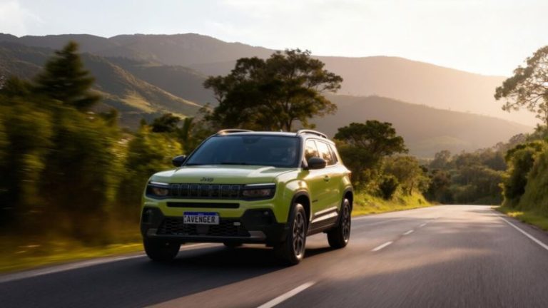 Jeep confirma lançamentos para 2026: Avenger com inteligência artificial e Cherokee híbrido eficiente