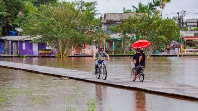 Afuá, no Pará, transforma bicicletas em protagonistas e proíbe carros nas ruas