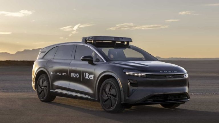 Uber anuncia robotáxis em parceria com Lucid e Nuro e promete revolucionar mobilidade urbana nos EUA