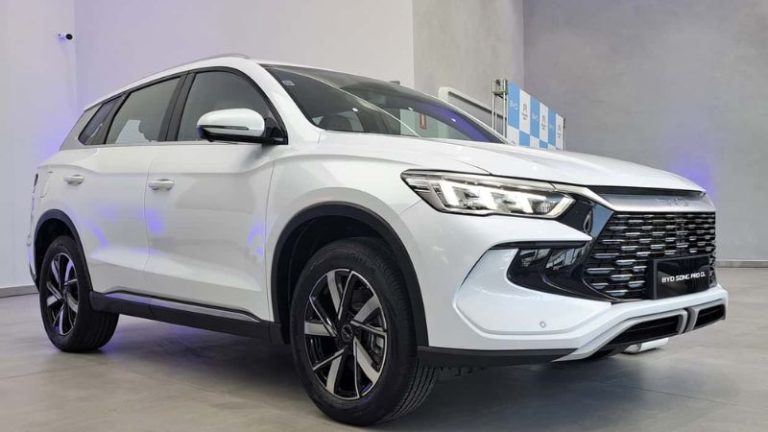 BYD Song Pro será o primeiro híbrido plug-in flex do mundo produzido no Brasil