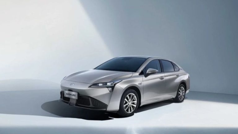 GAC estreia no Brasil com cinco modelos e desafia liderança da BYD no mercado de elétricos e híbridos