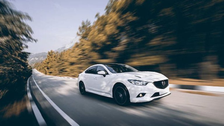 Estudo revela que carros brancos são os preferidos entre pessoas com maior nível de inteligência