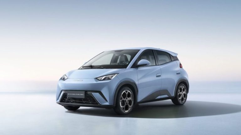 Carro mais caro do Salão do Automóvel 2025 é da BYD e custa R$ 14 milhões