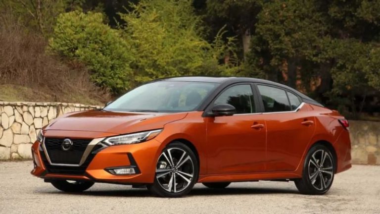 Nissan Sentra 2022 seminovo: análise completa mostra prós e contras de investir no sedã de R$ 70 mil