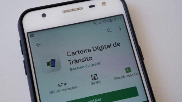 CNH Digital tem validade legal, mas descuidos podem gerar multa em blitz