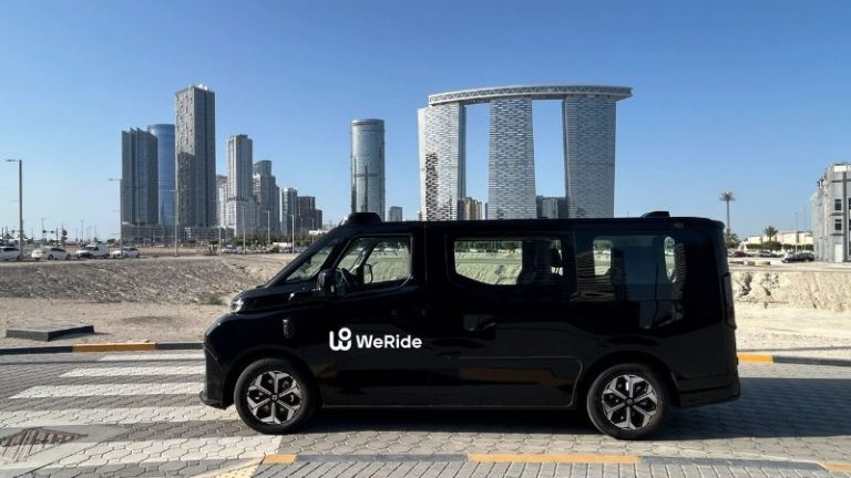 Uber estreia robotáxis autônomos em Abu Dhabi