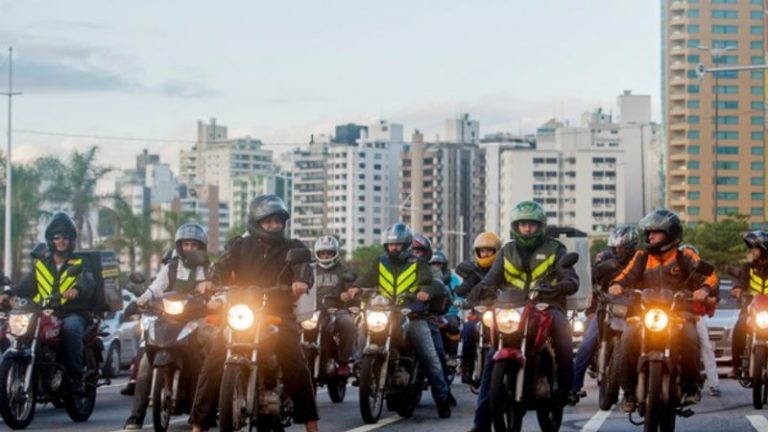 MTE muda regra e garante adicional de periculosidade para motociclistas