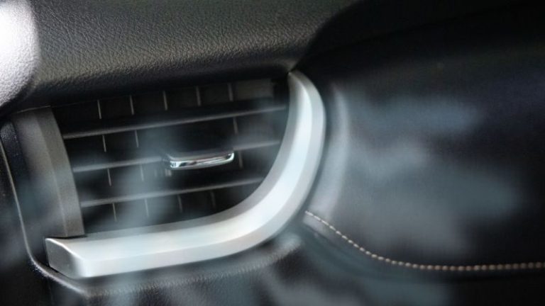 Ar-condicionado do carro: mito ou vilão da gasolina?