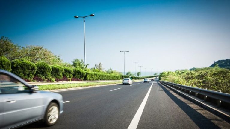 Carro no verão: cuidados essenciais para não ficar na mão nas férias
