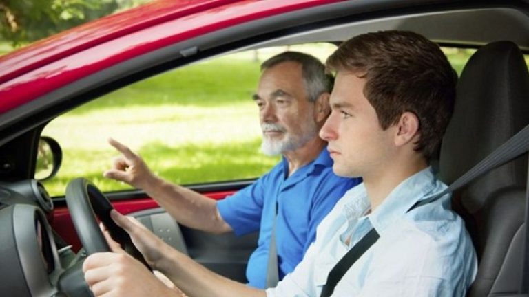 Pesquisa revela diferenças de percepção entre Geração Z e millennials ao volante