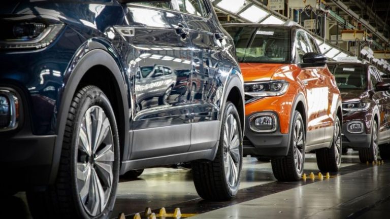 Como economizar no aluguel de carro: negocie direto e explore além das grandes marcas