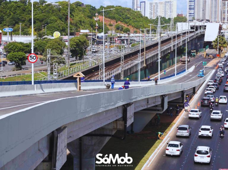 Prefeitura entrega viaduto José Linhares e promete melhorar tráfego na Avenida ACM