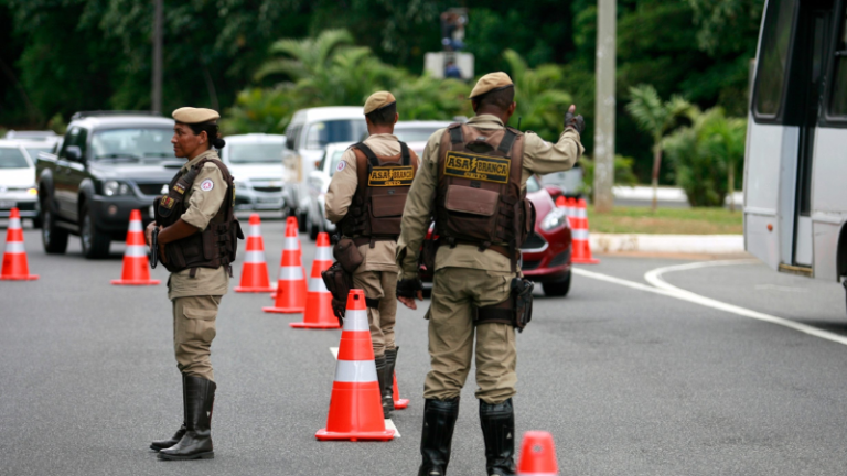 O guincho pode te pegar: infrações que levam à apreensão imediata da moto