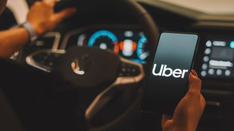 Uber autoriza cobrança por devolução de itens esquecidos: entenda como funciona